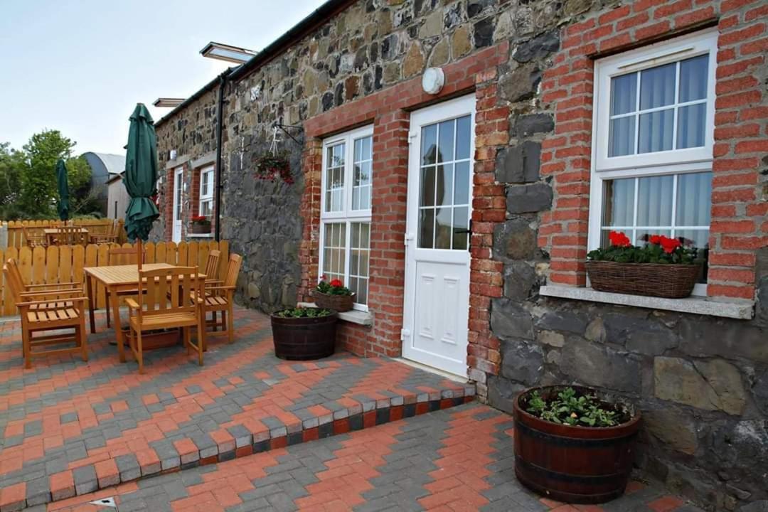 Aunt Rachel'S Cottages - Mill Cottage Бушмилс Екстериор снимка